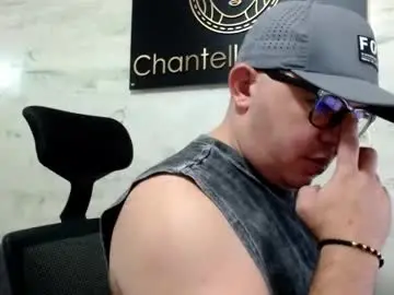 Adult Webcams with maximo_daddy1 - Chaturbate