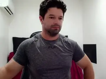 Sex Cam with richrolland - Chaturbate