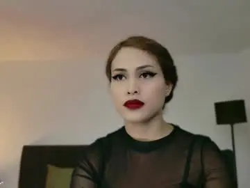 Live Porn with rougedoe - Chaturbate