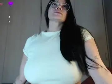 Best Webcam with cristal_sexyboobs_ - Chaturbate
