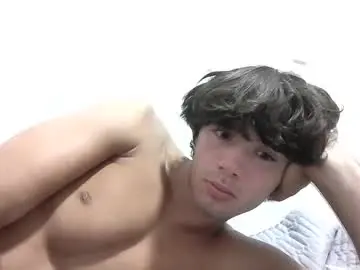 Live Sex with hunglikecrazyy - Chaturbate