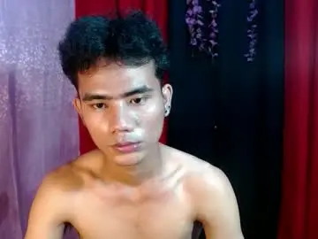 Free Porn Cam with roianboyyy - Chaturbate
