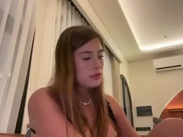 Live Porn with karinaaaxx - Chaturbate