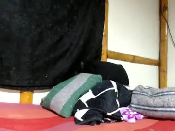 Best live sex cam show with miahells - Chaturbate