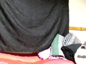 Best live sex cam show with miahells - Chaturbate