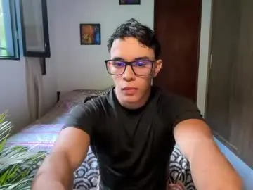 Live Porn with joulianogreco1 - Chaturbate