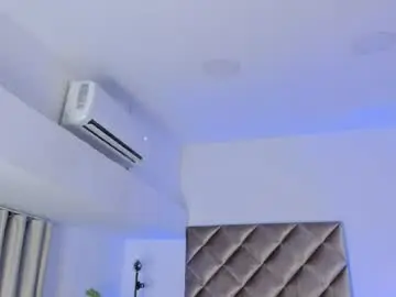 Adult Webcams with malaia_hills - Chaturbate