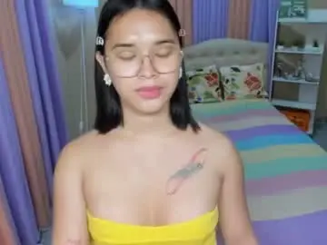Live Sex with xxbigcockchloexx - Chaturbate
