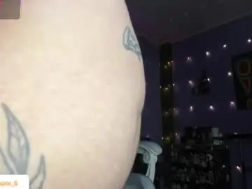 Sex Chat with cherrybom_ - Chaturbate