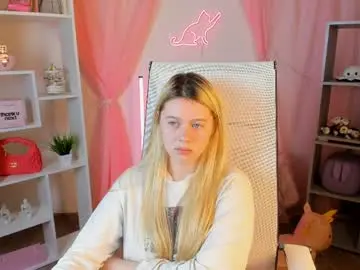 Nude Webcam with celestinemauriac - Chaturbate