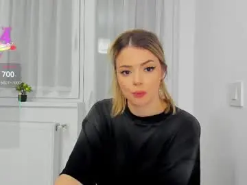 Live Porn with kailyn_moen01 - Chaturbate