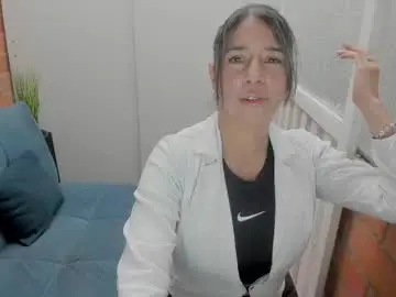 Live Sex with penelope47 - Chaturbate