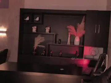 Live Sex with allyjensen - Chaturbate