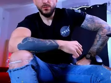 Free Porn Cam with mightyaaron - Chaturbate