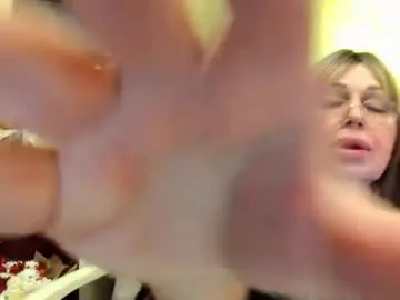 Adult Webcams with susiexnoreen - Chaturbate