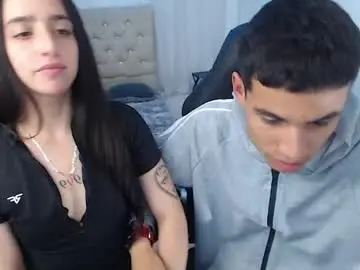 Live Sex Cam with danna_and_joshua - Chaturbate