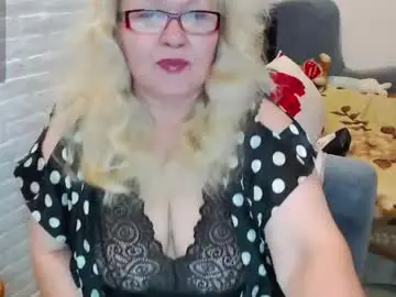 Nude Webcam with marinaabysss - Chaturbate