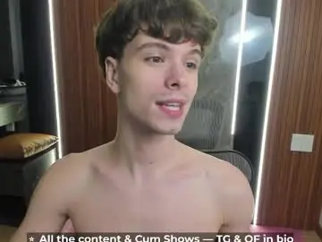 Nude Webcam with calvin_loves_you - Chaturbate
