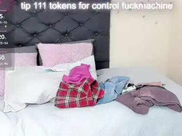 Nude Webcam with cristale69 - Chaturbate