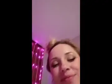 Watch Live Sex Cams with kennedystarrr - Chaturbate