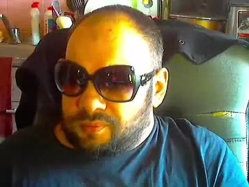 Live Sex with scuban87 - Chaturbate