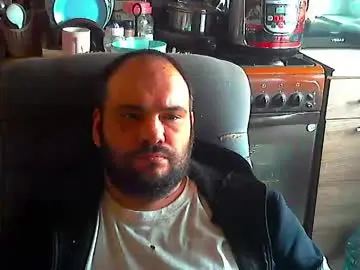 Live Sex Cam with scuban87 - Chaturbate