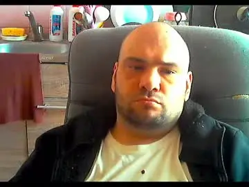 Live Sex with scuban87 - Chaturbate