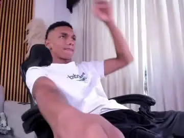 Sex Cam with juliensaint_ - Chaturbate