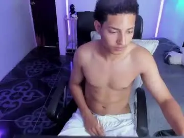 Adult Webcams with snak_master1 - Chaturbate