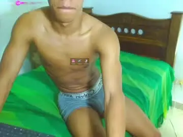 Sex Cam with luigiluxs - Chaturbate