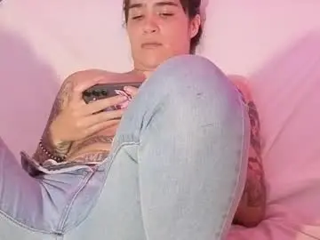 Live Sex Cam with kimandyuk - Chaturbate