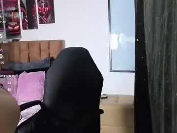 Nude Webcam with victorymilf_ - Chaturbate