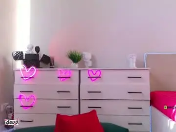 Live Sex Cam with devill2222 - Chaturbate