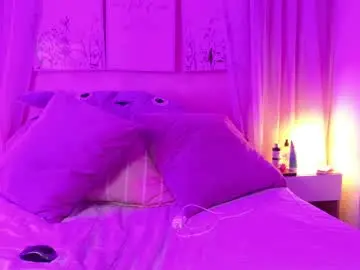 Live Sex Cam with kary_bm - Chaturbate