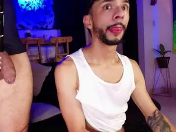 Adult Webcam with paisas_horny - Chaturbate