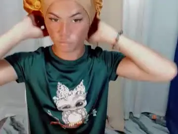 Adult Webcams with ur_beauty_and_the_beast - Chaturbate