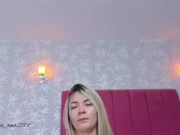 Live Sex with mia_noir2701 - Chaturbate
