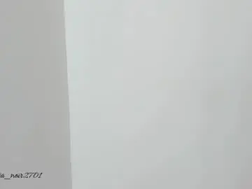 Live Porn with mia_noir2701 - Chaturbate