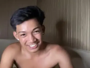 Live Sex Cam with hotasian_jerome - Chaturbate