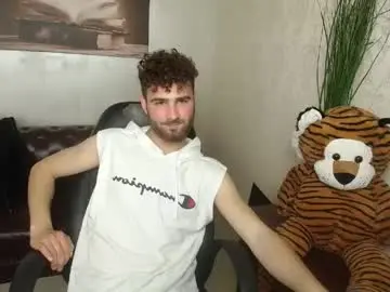 Sex Chat with kyloeast - Chaturbate