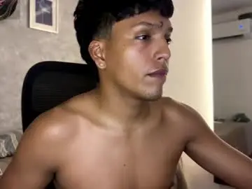 Nude Webcam with brad_bonnet - Chaturbate