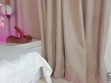 Nude Webcam with dulcepatersson - Chaturbate