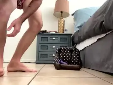 Live Sex with getngetout88 - Chaturbate