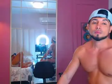Live Porn with hotcrew_ - Chaturbate