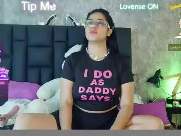 Sex Cam with crystalboow - Chaturbate