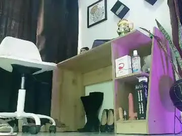 Private Sex Chat with myla_sarah1 - Chaturbate