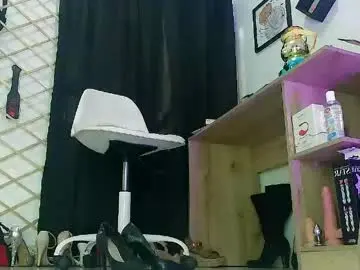 Nude Webcam with myla_sarah1 - Chaturbate