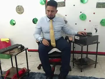 Live Porn with kalethbigdick88 - Chaturbate