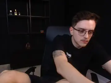 Free Porn Cam with felixstark - Chaturbate