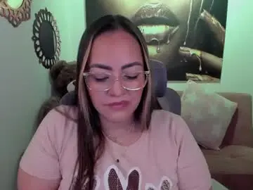 Sex Cam with marianalopez81 - Chaturbate